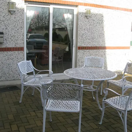 Laragh House 4*